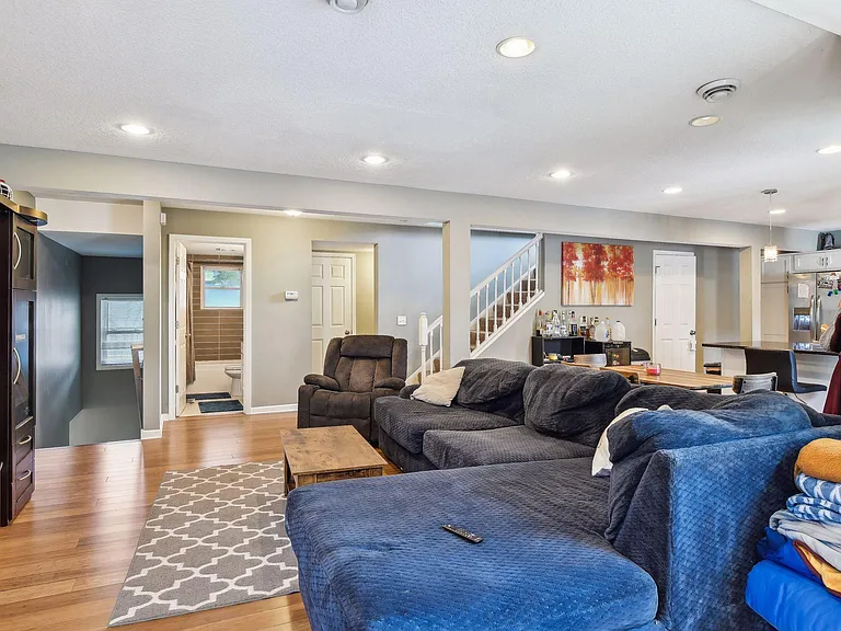 3023 Dupont Ave S #2 — Photo 8
