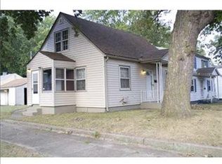 1921 Bergan St, South Bend, IN 46628