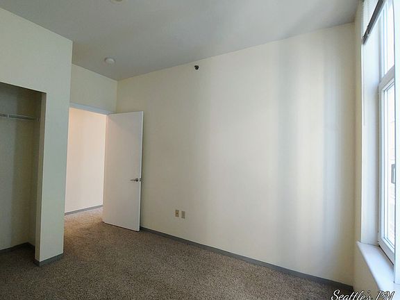 5th image of 2717 Western Ave APT 6012