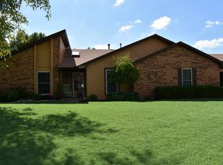 907 Kathys Pl, Elk City, OK 73644