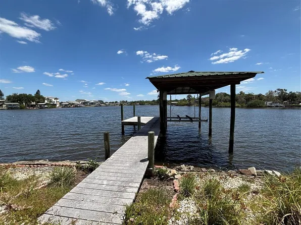 9922 Alavista Dr #15, Gibsonton, FL 33534