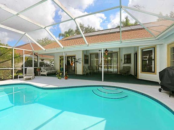 4th image of 8424 Palm Lakes Ct
