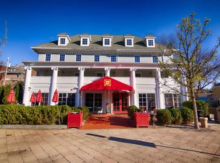 45 Mine Brook Rd APT 1, Bernardsville, NJ 07924