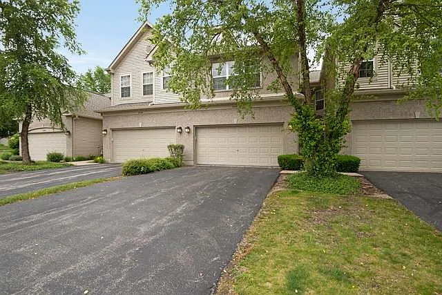3 bed, 2.5 bath, 1594 sqft, $2,850 — Photo 1