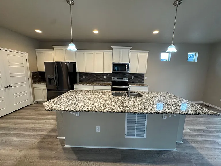 6153 Callan Dr — Photo 6