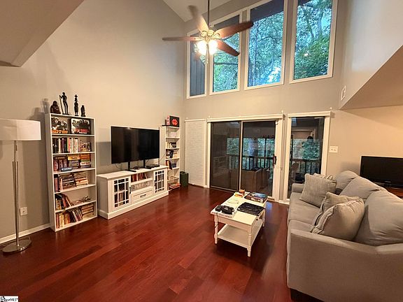 5th image of 171 Ingleoak Ln