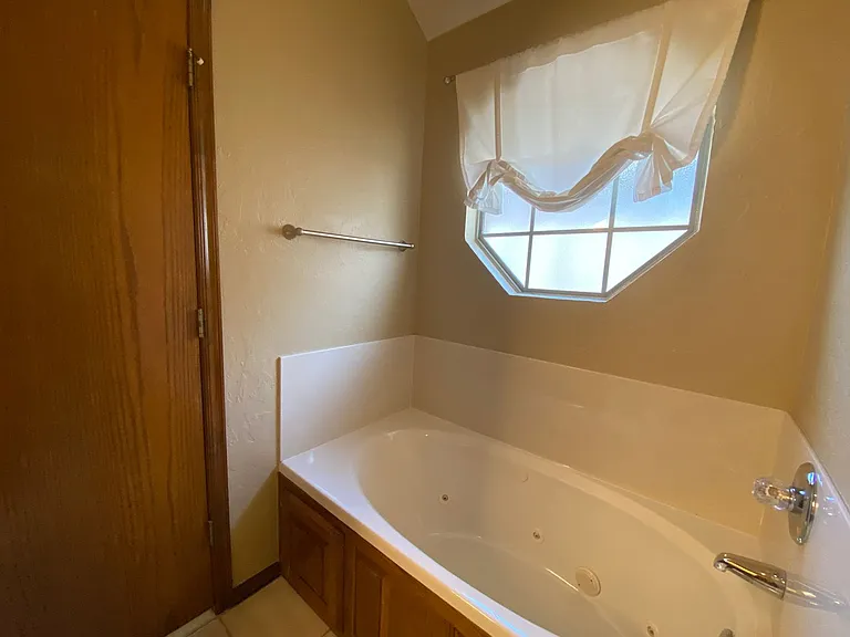 509 Allison Ln — Photo 24