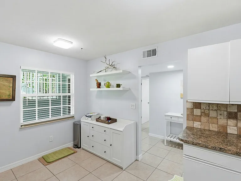 5737 Whitaker Rd #C101 — Photo 10