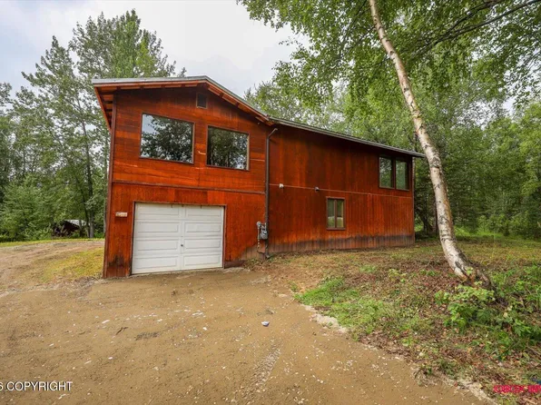 8066 E Edgerton Parks Rd, Palmer, AK 99645
