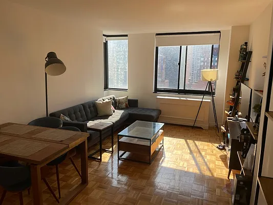 Rented by Rent Own Sell LLC | media 11