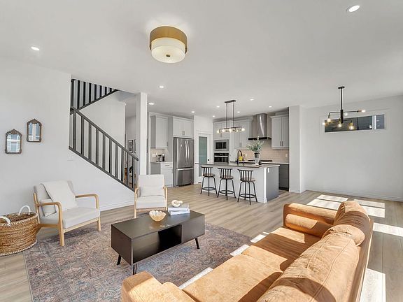 5th image of 75 Setonstone Row SE