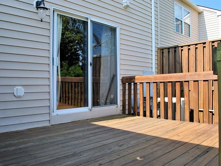 415 Oak Tree Blvd — Photo 3