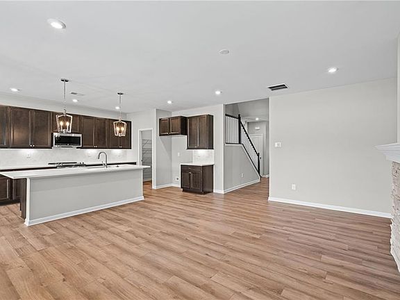 6th image of this home