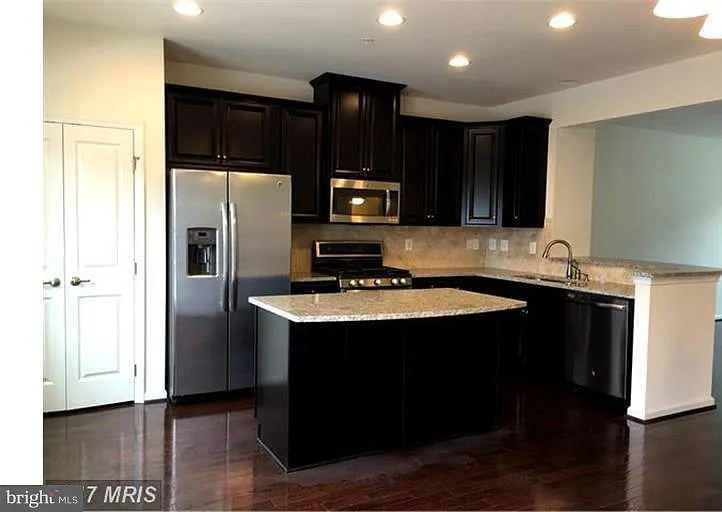 7419 Wild Honey Way — Photo 10