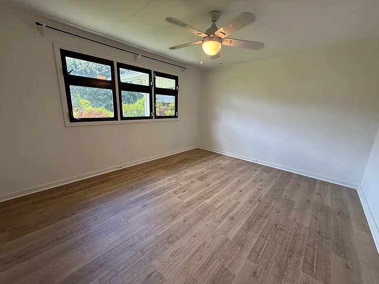 35 Country Club Rd — Photo 10