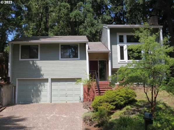 465 Lochmoor Pl, Eugene, OR 97405
