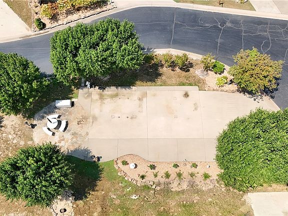 4th image of 1229 County Road 663 Lot 289