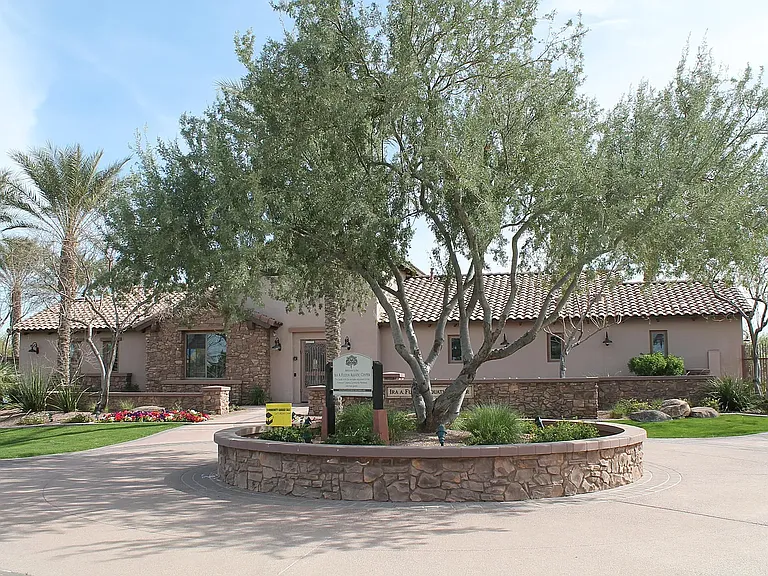 1357 W Crape Rd — Photo 5