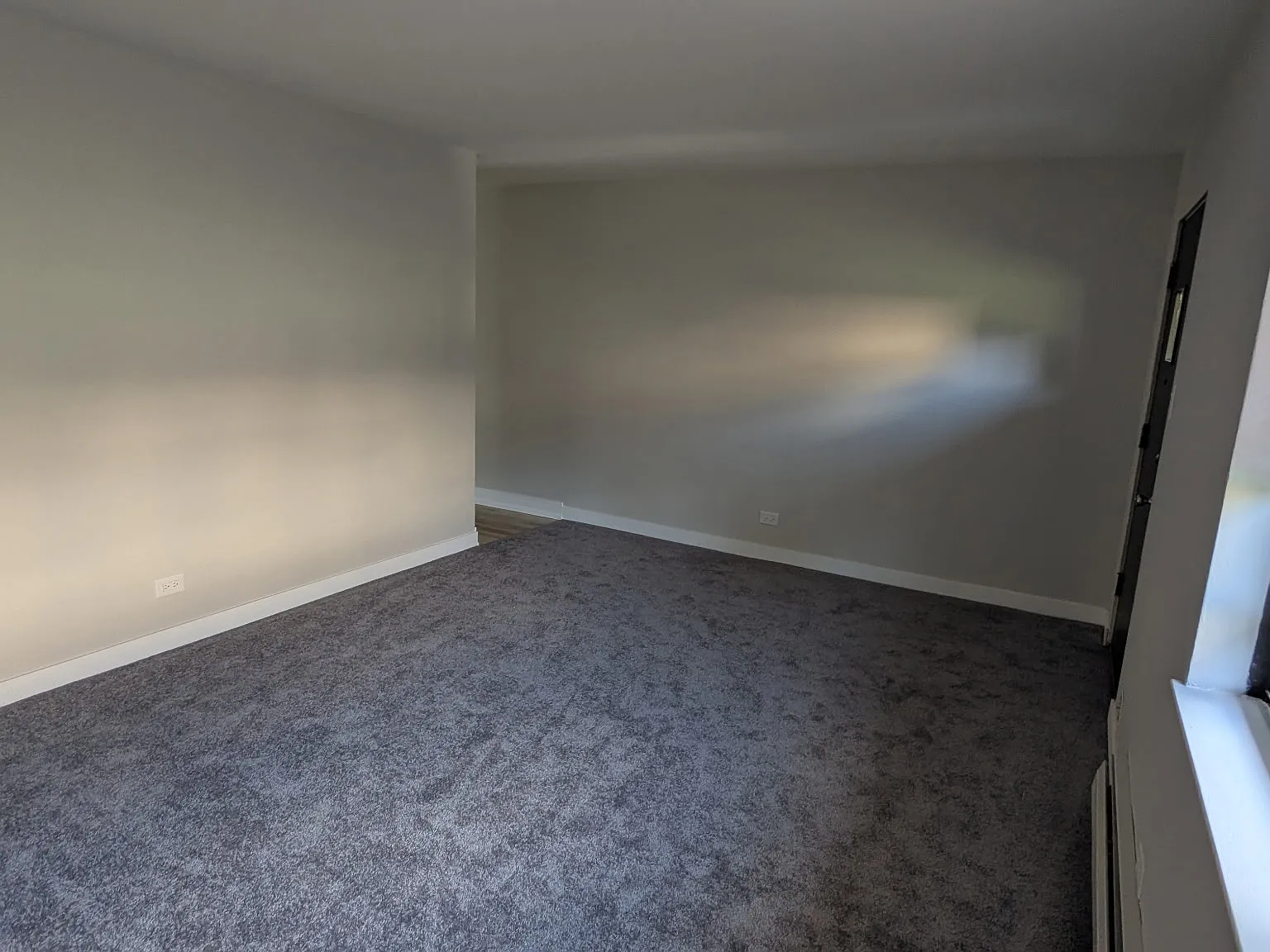 1 bed, 700 sqft, $1,350 — Photo 2