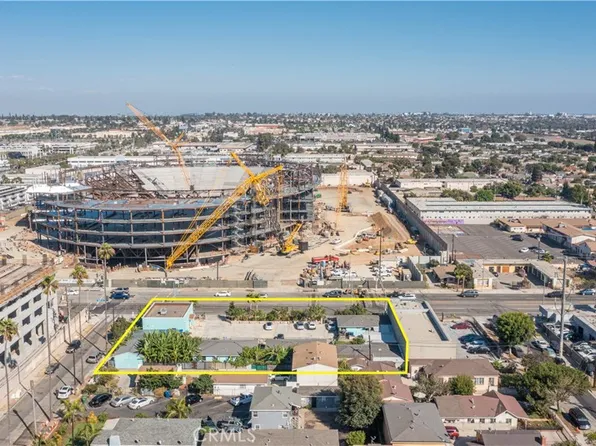 10205 S Prairie Ave, Inglewood, CA 90303