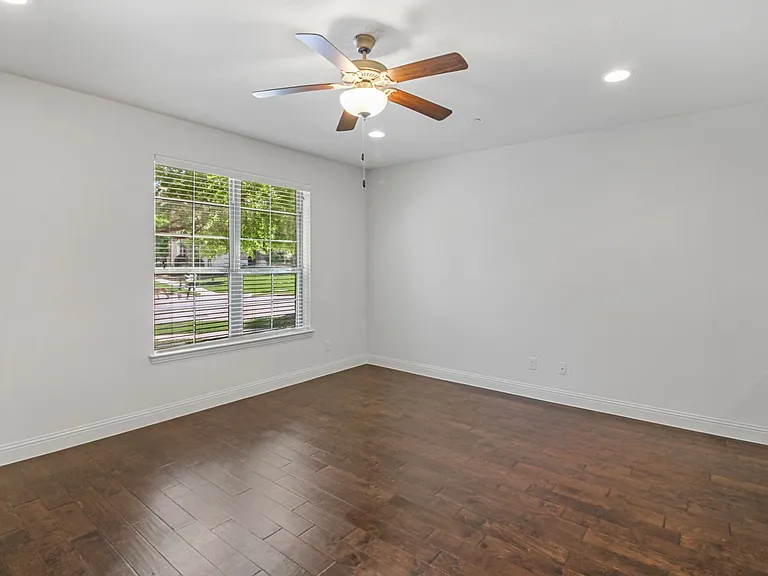 5208 McPherson Ln — Photo 5