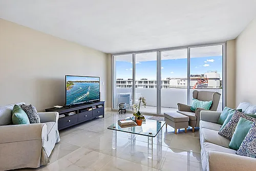 2773 S Ocean Blvd Photo 1