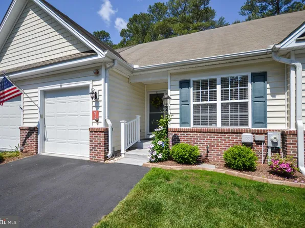 16 Carnegie Pl, Ocean Pines, MD 21811