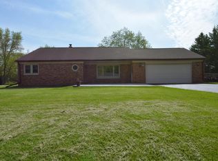 4030 S Katherine Dr, New Berlin, WI 53151