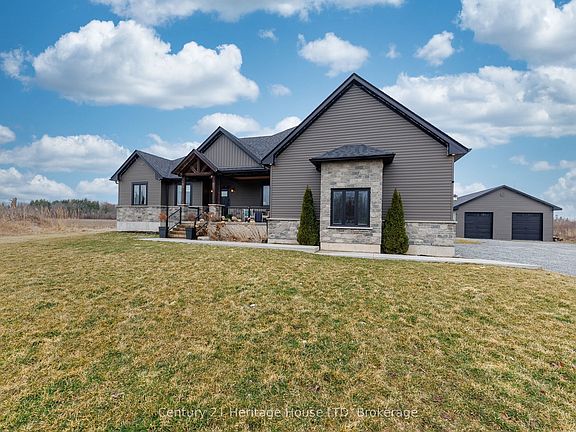 2nd image of 856 Lorraine Rd