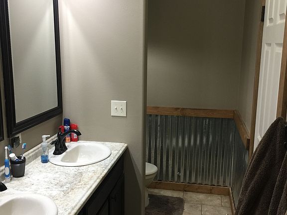 2nd Bathroom