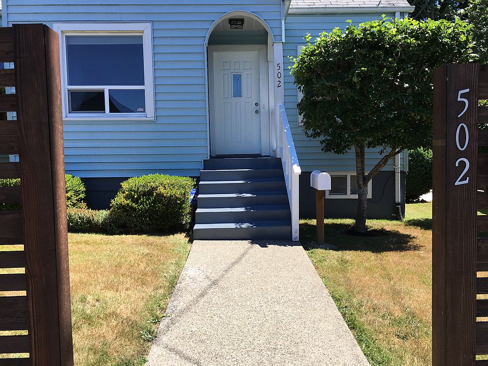 1st image of 502 Puget St NE