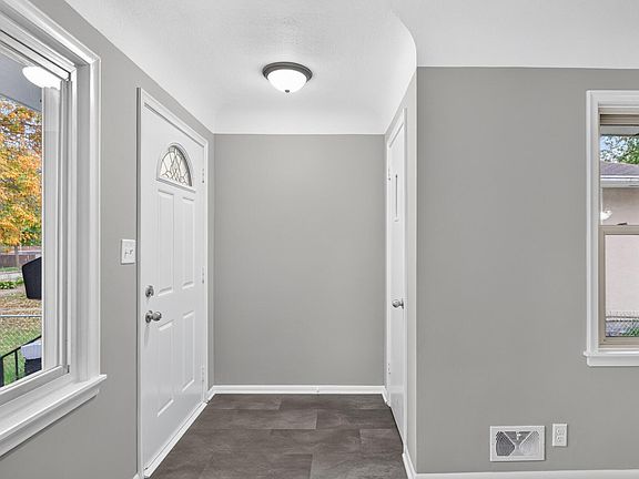 5th image of 4136 14th Ave S