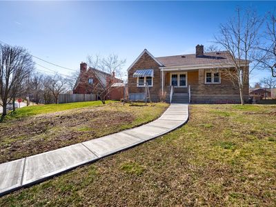 2024 Warriors Rd, Pittsburgh, PA, 15205