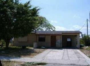 2011 NW 2nd St, Boynton Beach, FL 33435