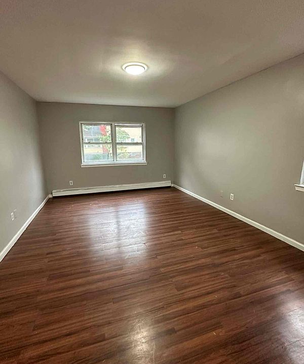 1st image of 177 S Burnet St #5A
