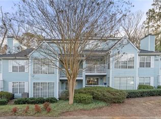 203 Glenleaf Dr, Peachtree Corners, GA 30092