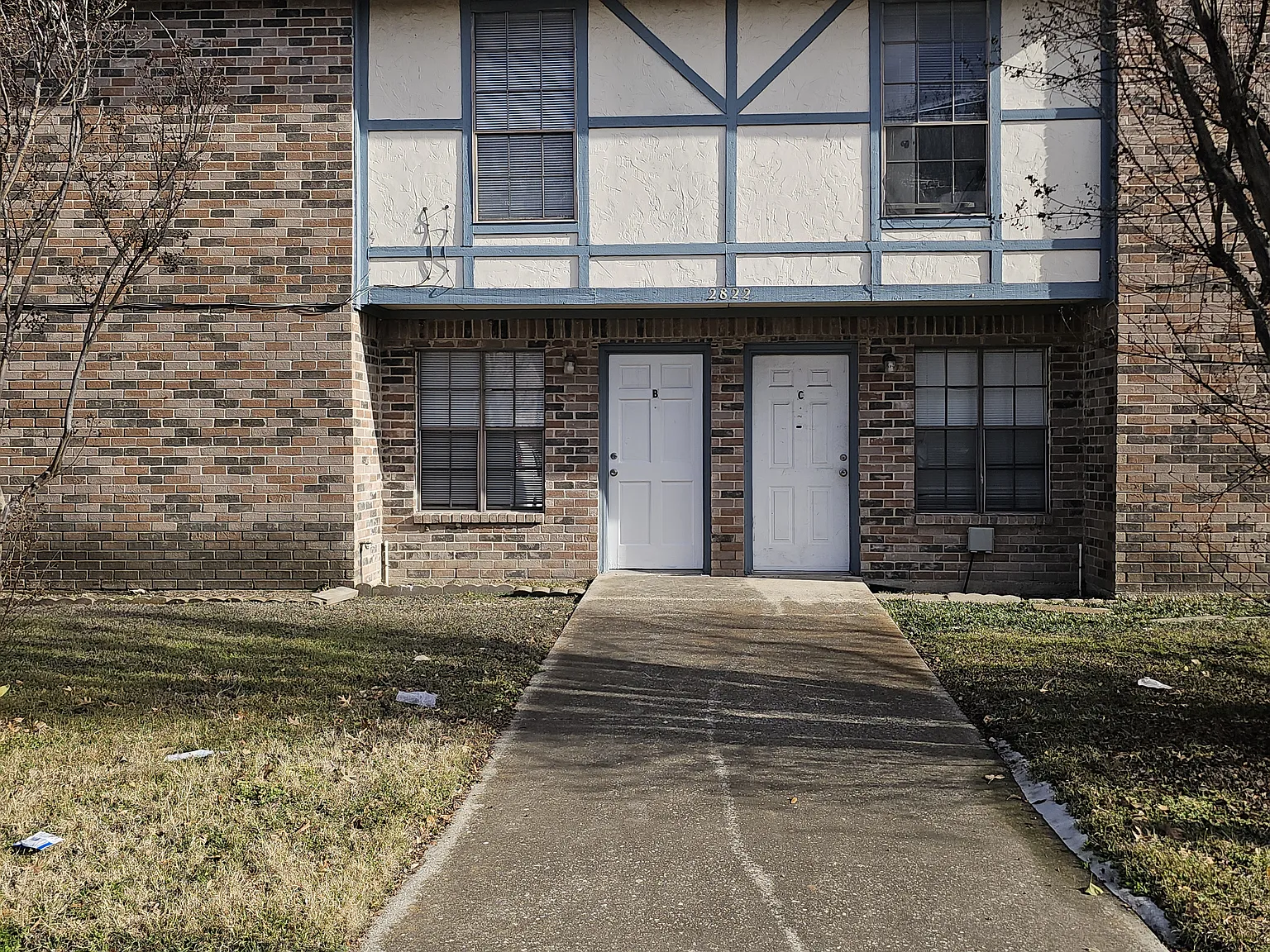 2 bed, 1040 sqft, $1,200 — Photo 1