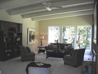 3rd image of 8 Westpark Dr