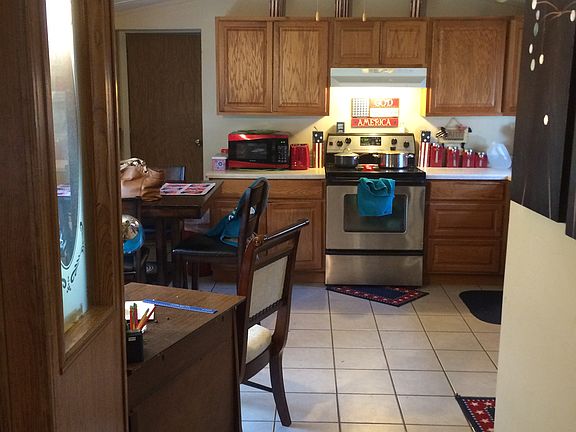 4th image of 5691 Hazel Dr