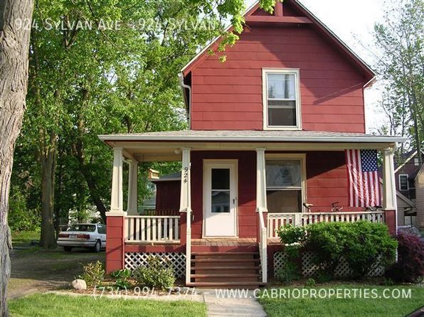 924 Sylvan Ave #924