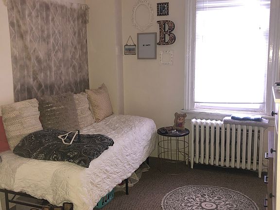 Bedroom/Office