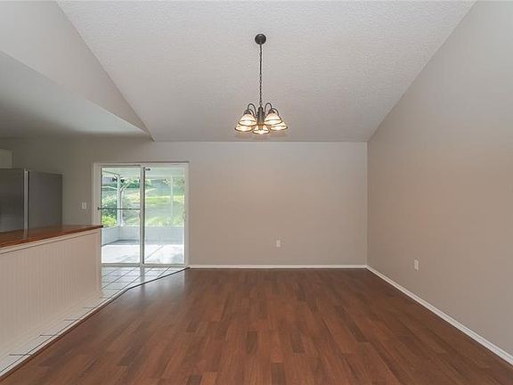 3rd image of 7501 Willow Wisp Dr E