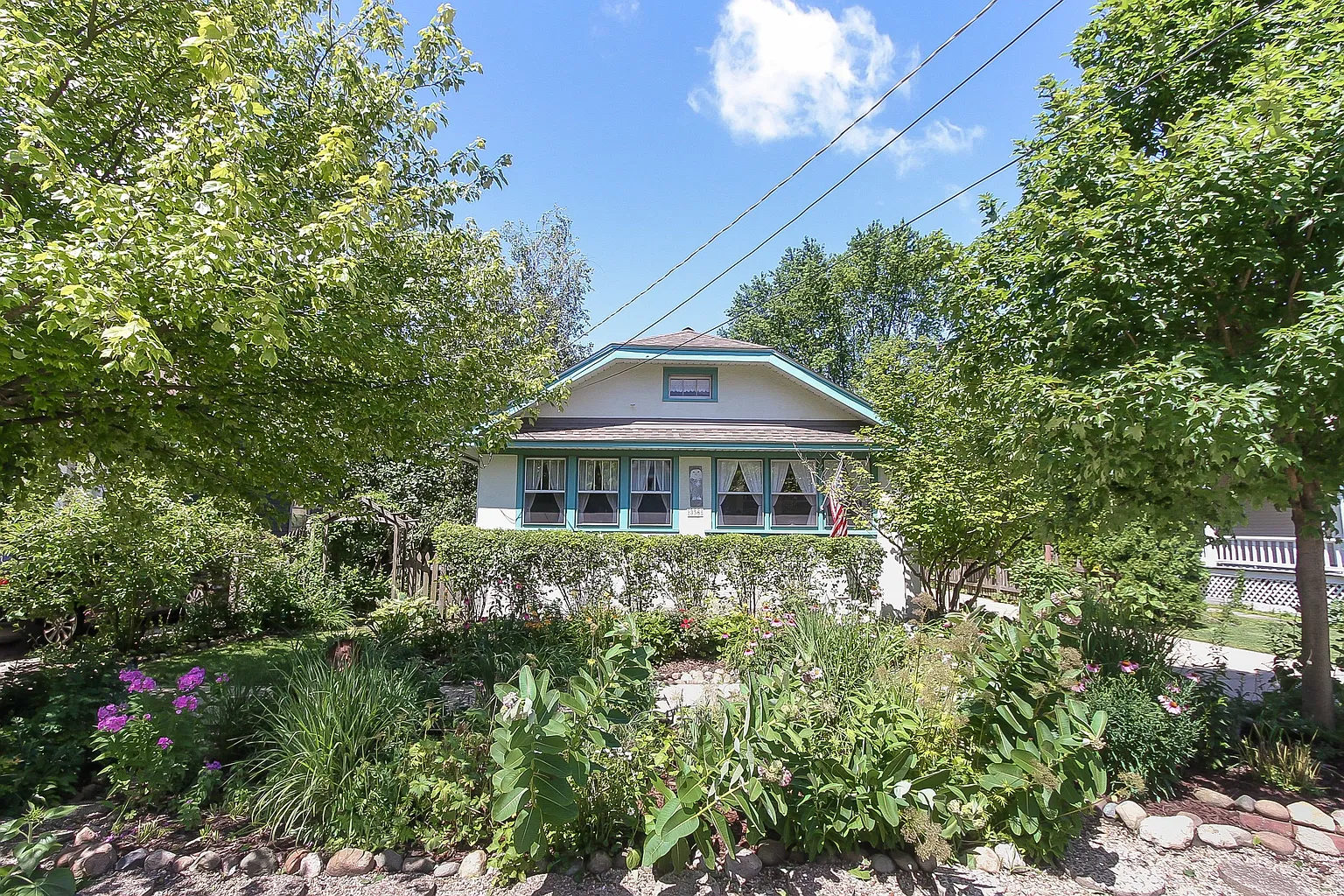 356 Jewett St photo 1