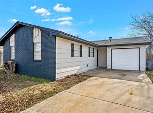 4618 NW Ozmun Ave, Lawton, OK 73505
