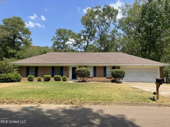 101 Sweetgum Ln, Clinton, MS 39056