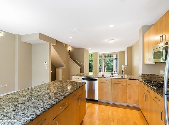 5th image of 101 N Euclid Ave APT 30