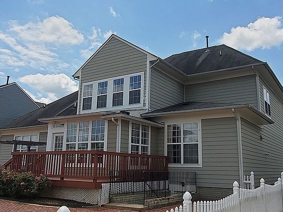 4th image of 1307 Walker Dr