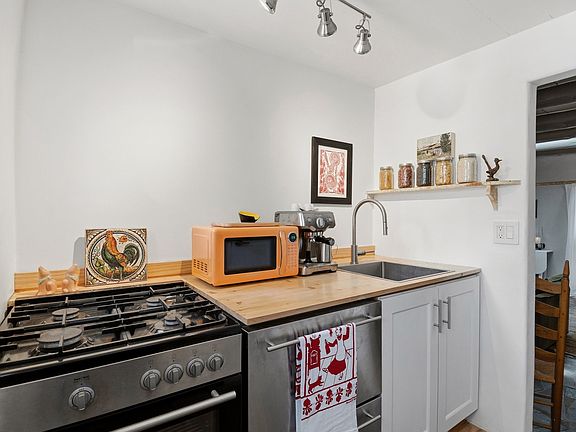 4th image of 634 Garcia St APT 23