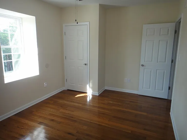 5115 Chester Ave #D — Photo 4
