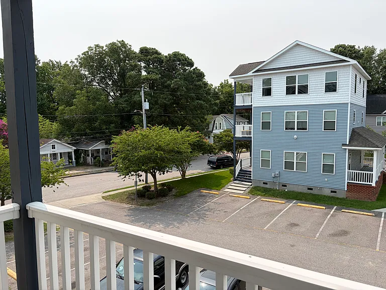 5007 Killam Ave #2B — Photo 10